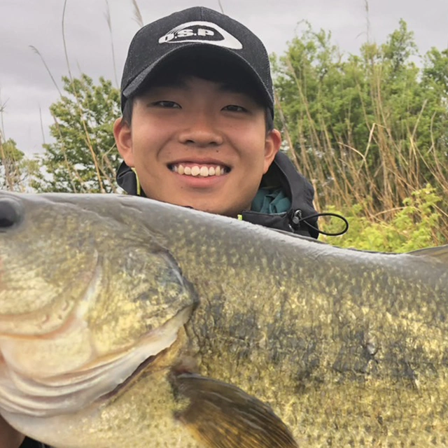 山添優介